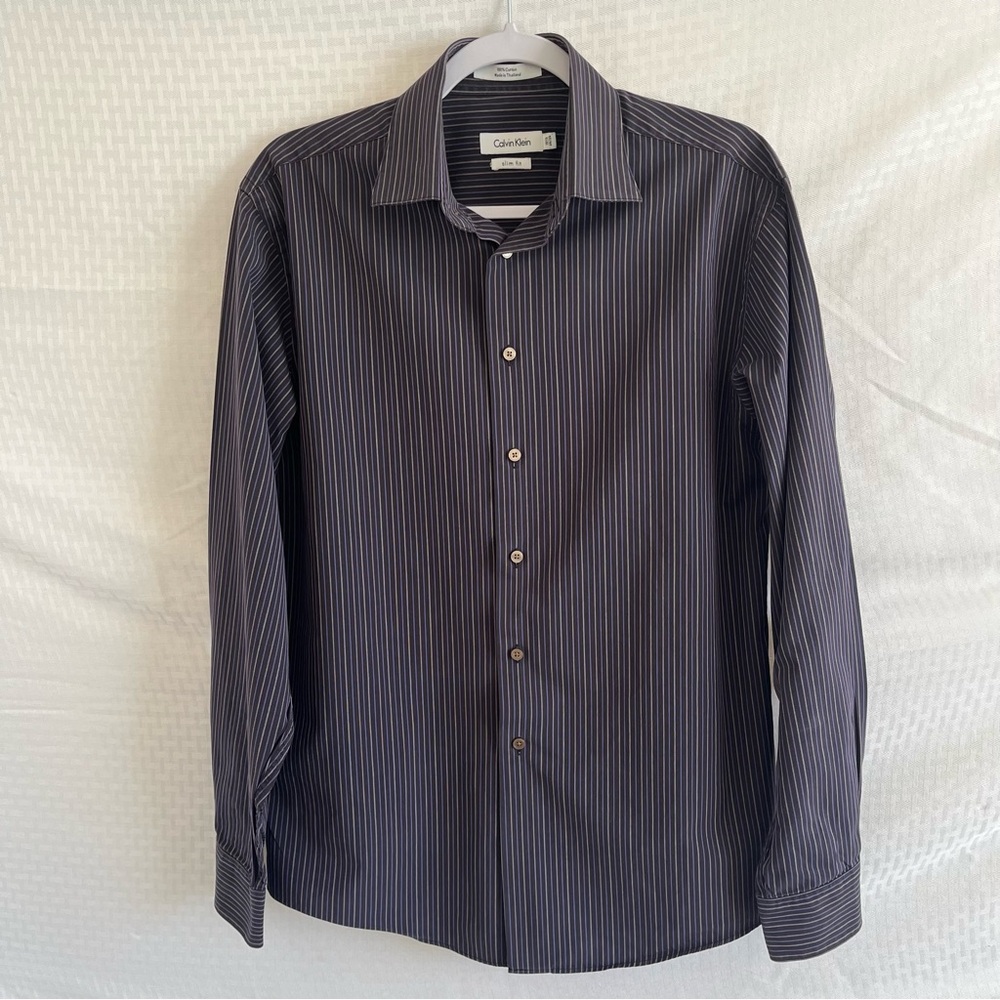 Calvin Klein Slim Fit Long Sleeve Button Up Shirt Black With Stripes 15 1/2 Neck